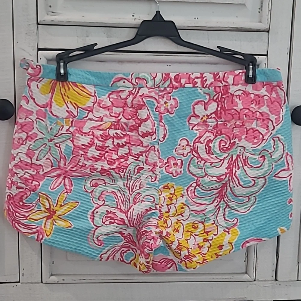 Lilly pulitzer adie shorts - Picture 3 of 3
